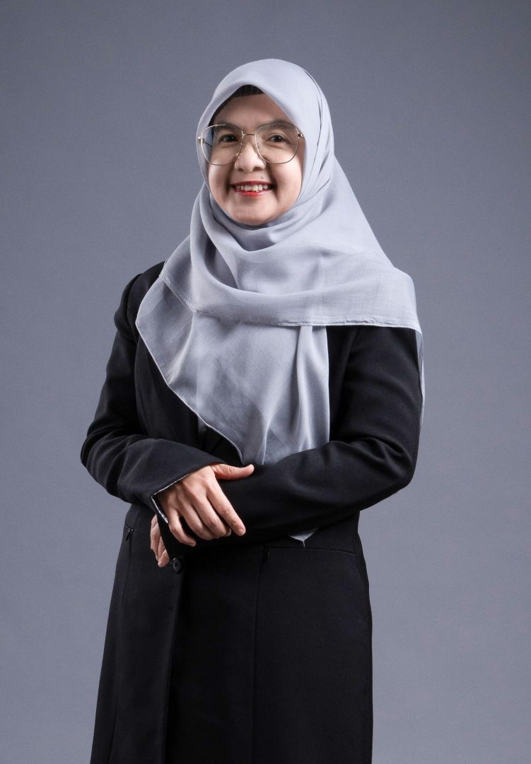 Rini Yulius, M.Ak, ERMCP.